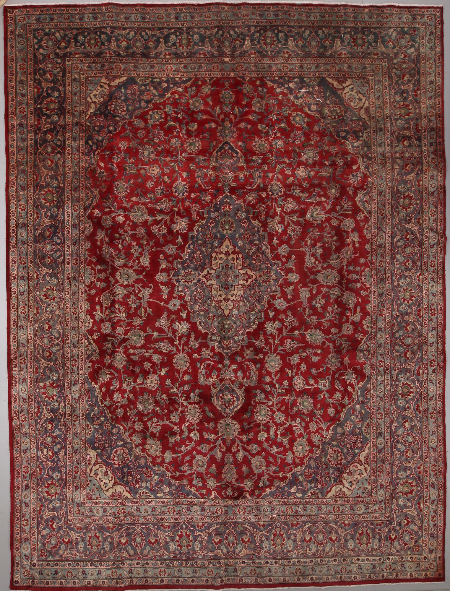 MATTA, Meshed, ca 408 x 300 cm.