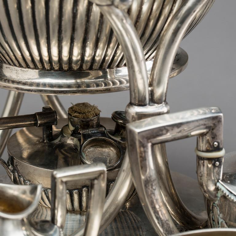 A Hessenberg 5 piece silver tea and coffee-set.