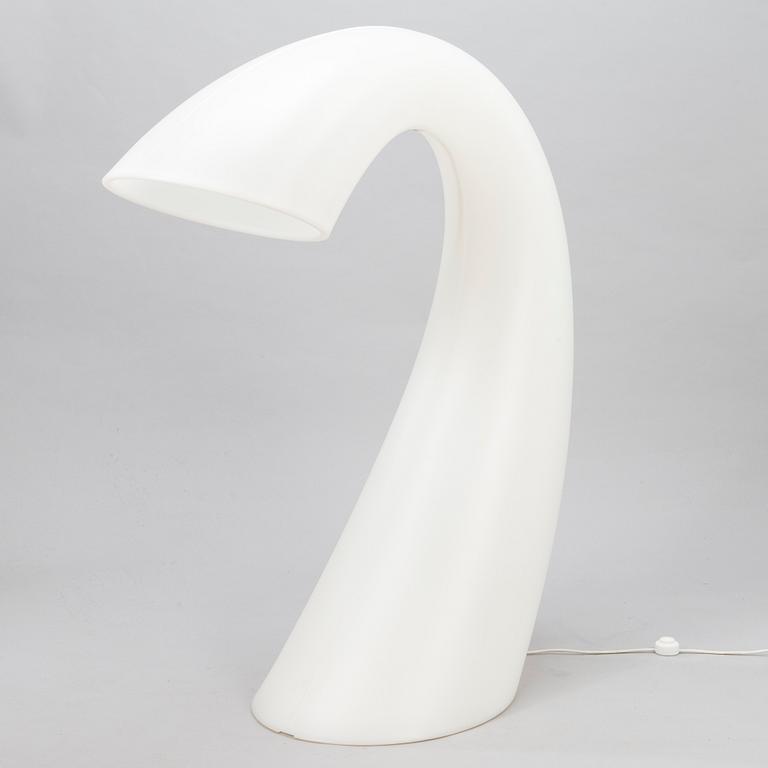 EERO AARNIO, a 21st century 'Swan XL' floor lamp Design Eero Aarnio for Martela.