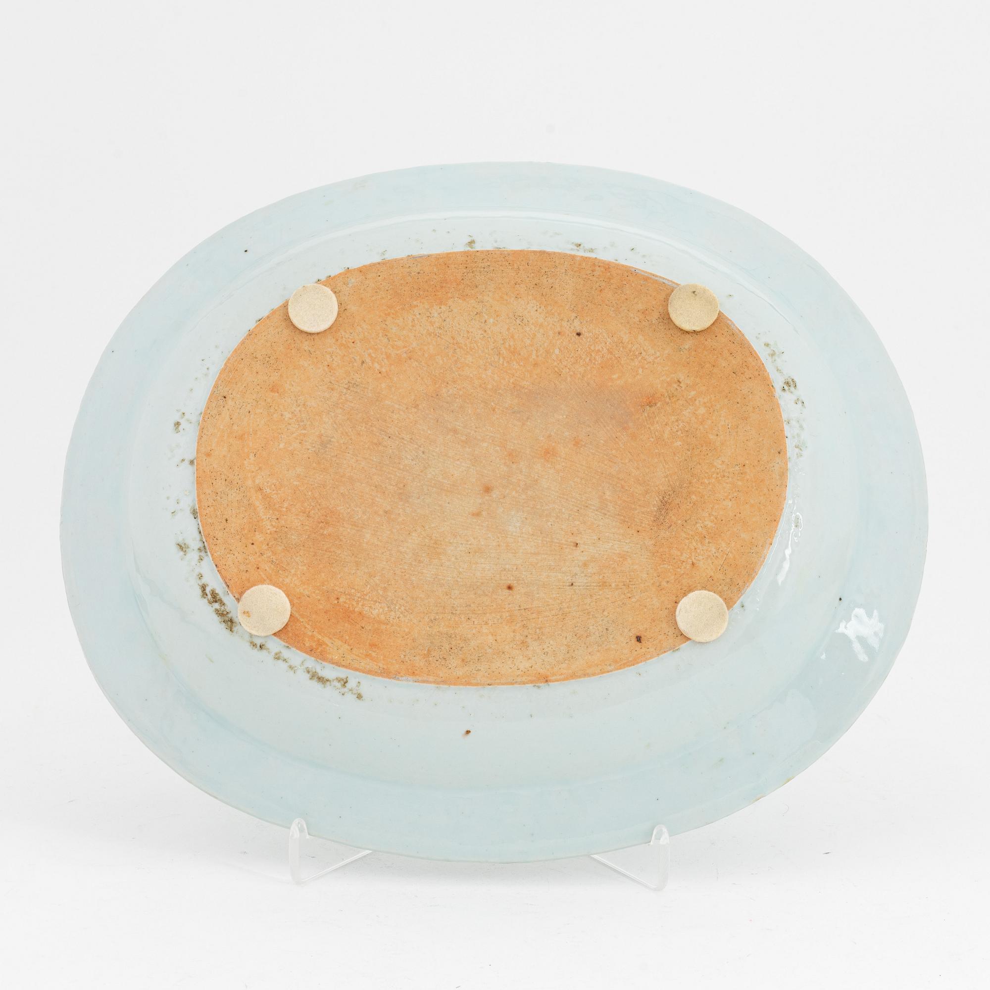 Terrinfat, porslin, Kina, Qingdynastin, 1700/1800-tal.