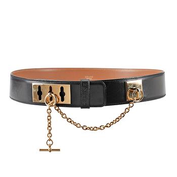 499. CÉLINE, a black leather belt.