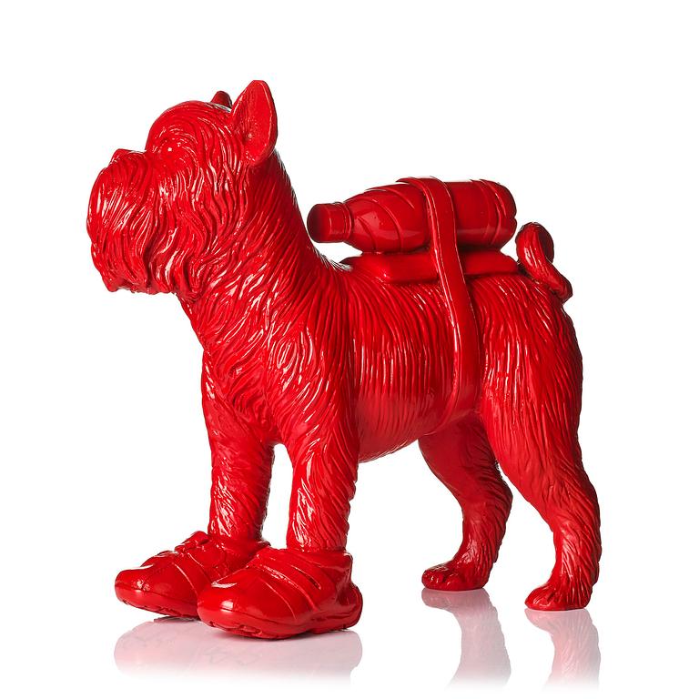 William Sweetlove, "Cloned Griffon Bruxellois with pet bottle"(Red).