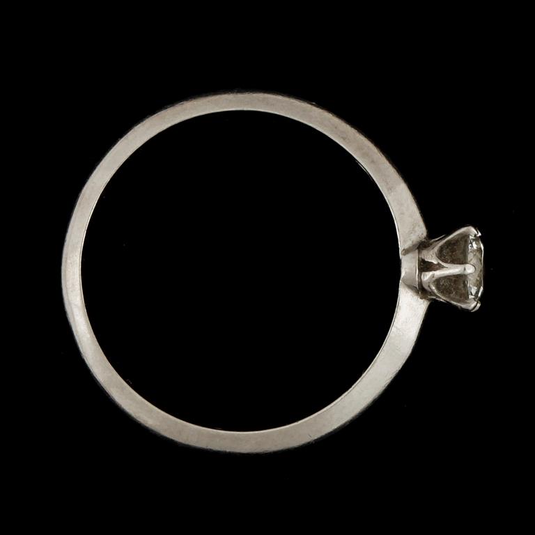 RING, 18k vitguld med briljantslipad diamant, ca 0,20 ct, Tiffany, 1900-talets andra hälft. Vikt ca 3 g.