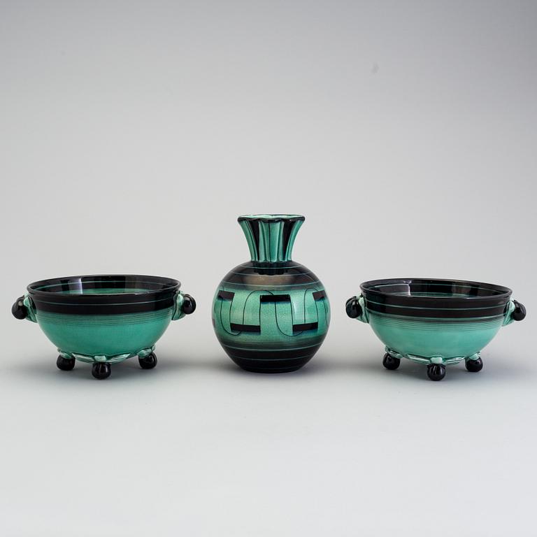 2 bowls and 1 vase of the "V series", Ilse Claesson for Rörstrand, 1930´s.