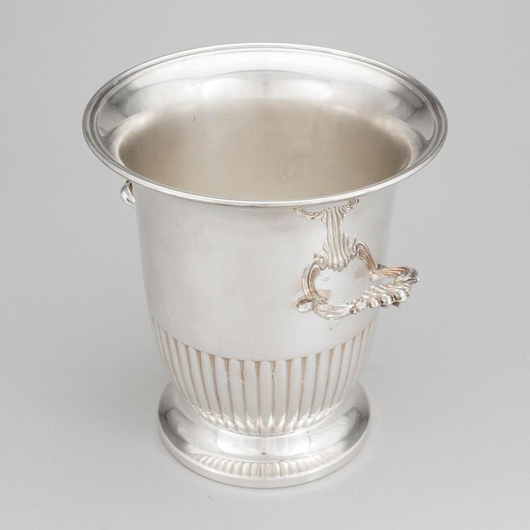 A late 1900's wine cooler.