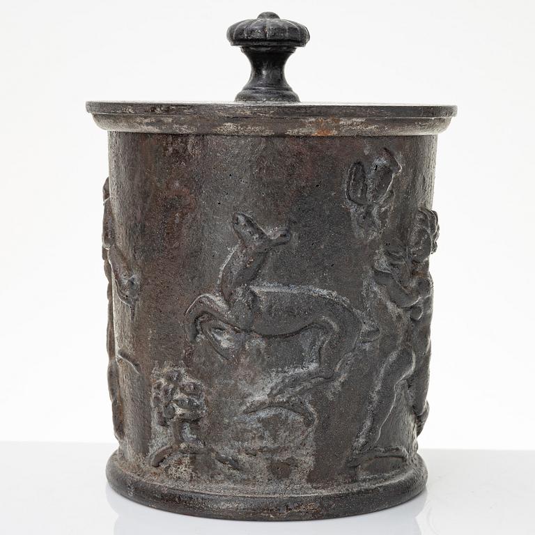 Carl Elmberg, a ”Tobaksburk N:r 1” tobacco jar with lid, Näfveqvarns bruk.