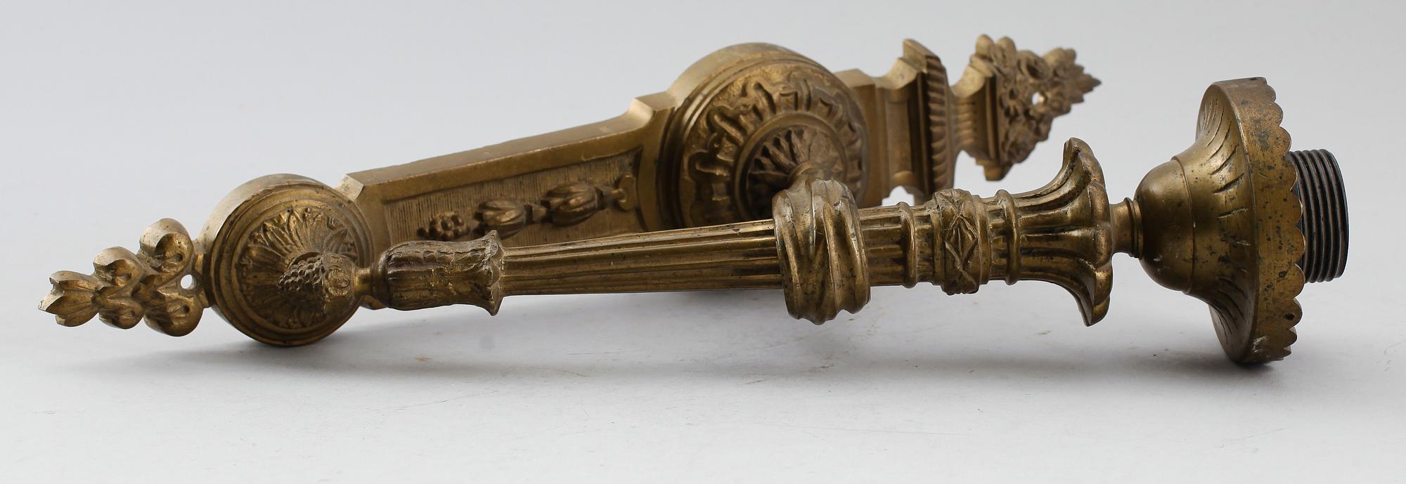 VÄGGLAMPETT, mässing, gustaviansk stil, 1800-tal.