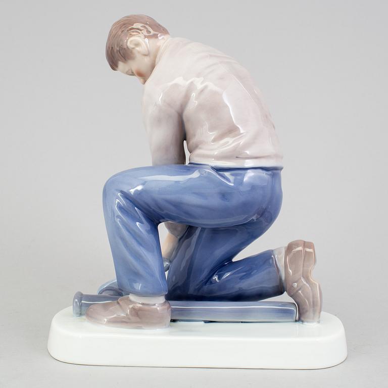 A porcelain figurine by Bing & Gröndahl, Denmark.