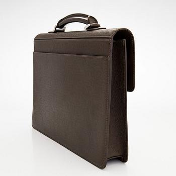 Louis Vuitton, a Taiga leather 'Neo Robusto' briefcase.