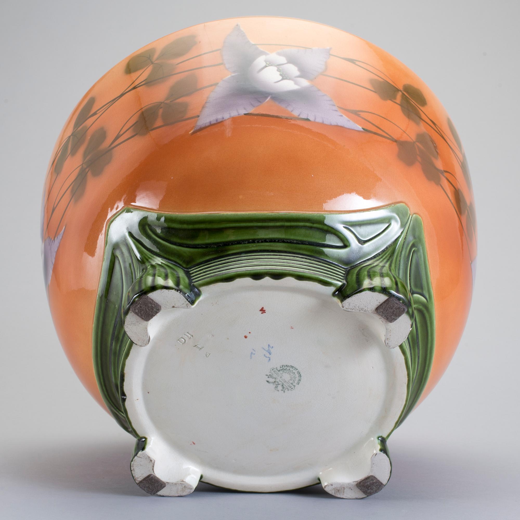 YTTERFODER, flintgods, Villeroy & Bosch, omkring sekelskiftet 1900.