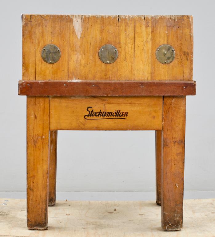 SLAKTARBÄNK / STYCKARBÄNK, 1900-tal.