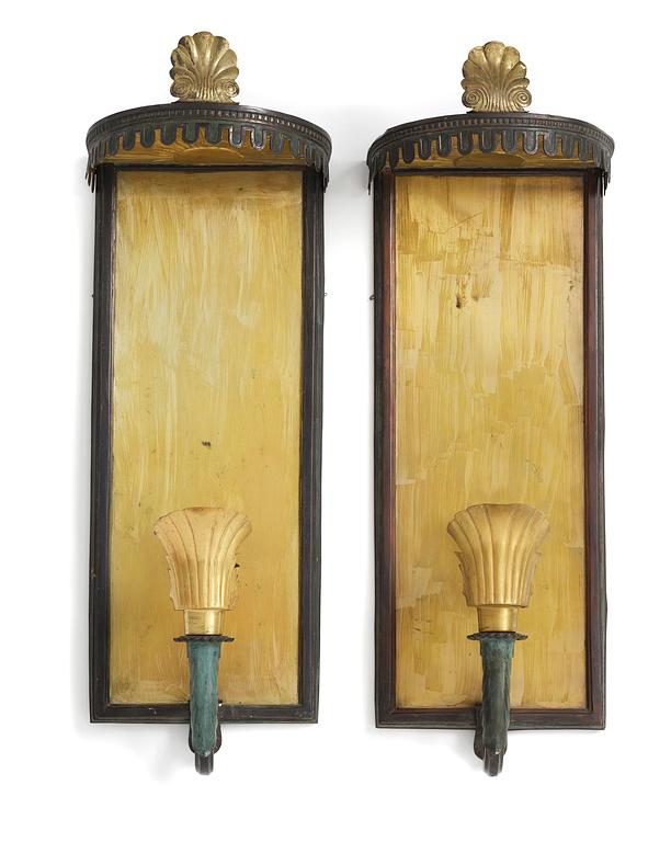 A pair of Swedish Grace wall lamps, 1920s-30s.