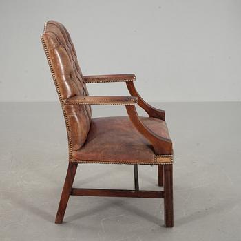 KARMSTOL, engelsk stil, 1900-talets slut.