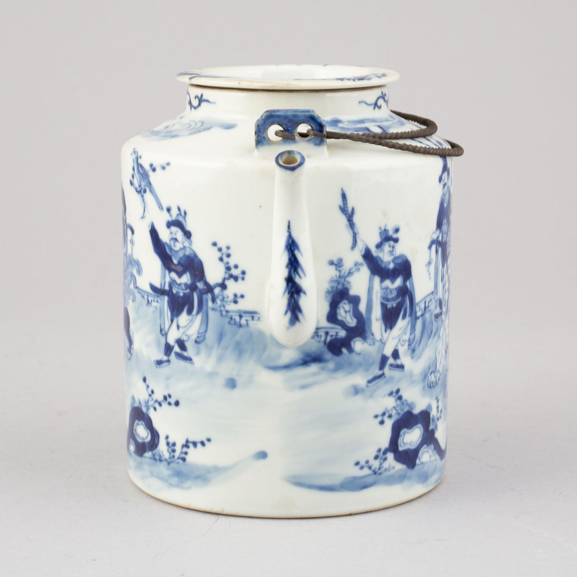 Tekanna, porslin, Kina, Qingdynasti, 1800-talet.