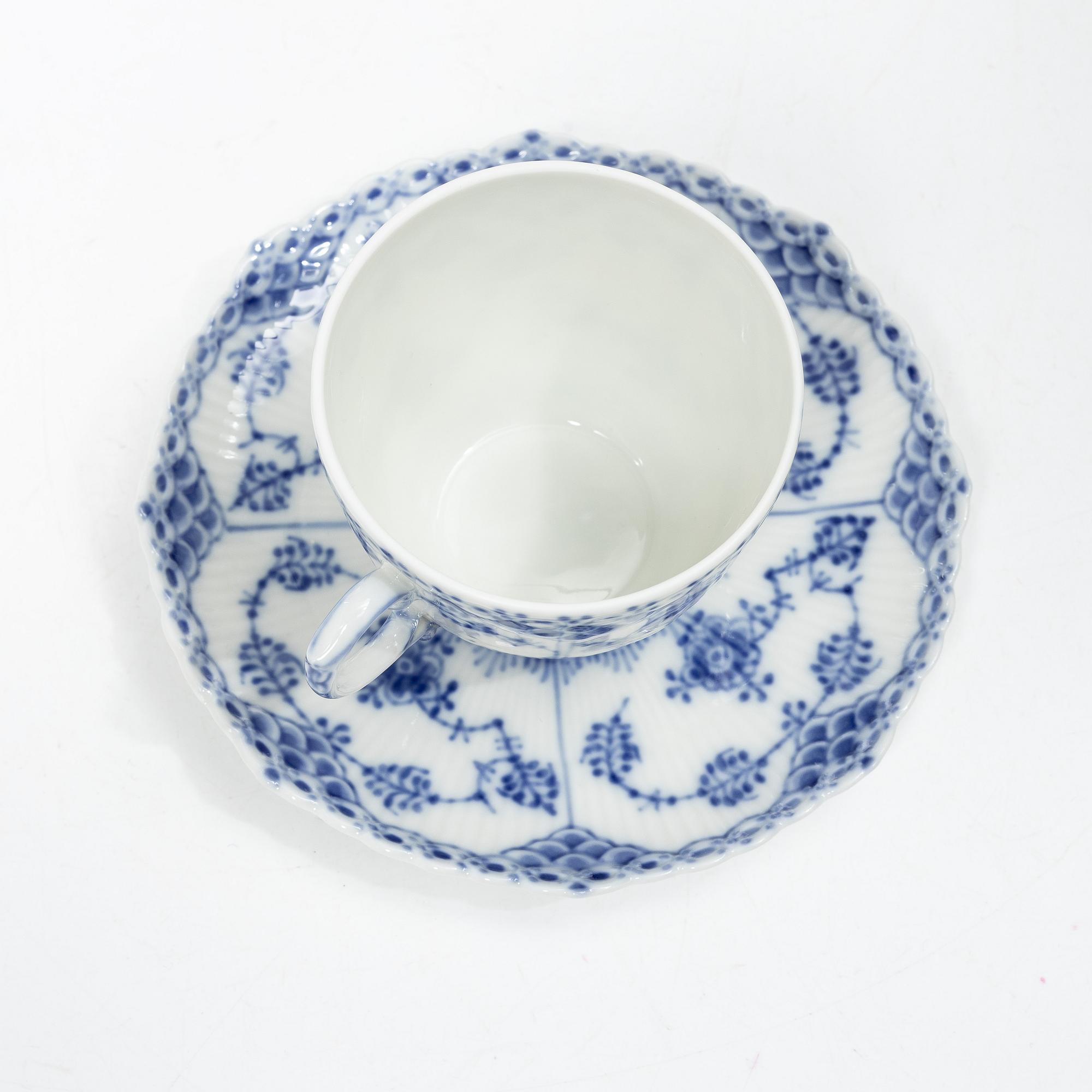 Royal Copenhagen, a 31-piece full lace porcelain coffee service, "Blue Fluted", Denmark, 1969-91.