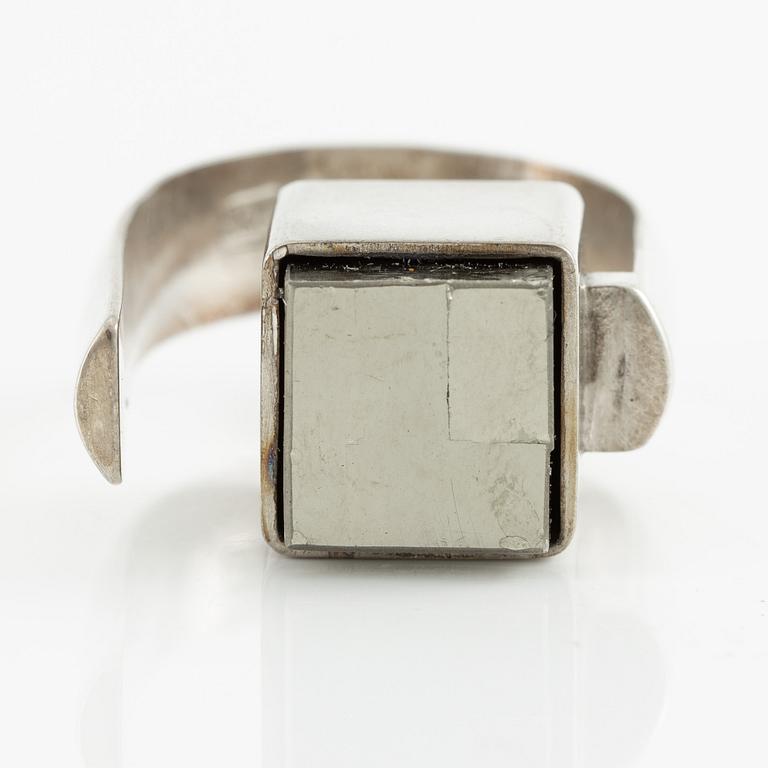 Jan-Christer Lundqvist, ring, sterlingsilver med pyrit, Skövde.