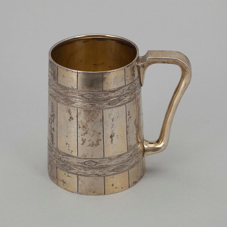 MUGG, silver, V. Baladanova (В. Баладанова) Moskva, Ryssland 1896. Vikt ca 220 g.