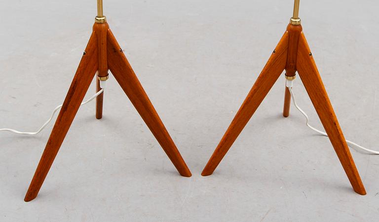 GOLVLAMPOR, 1 par, 1900-talets andra hälft.