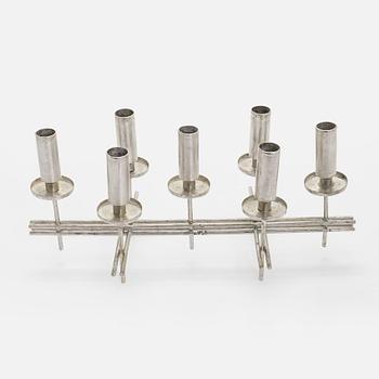 Paavo Tynell, kynttelikkö, 1960-luvun loppu.