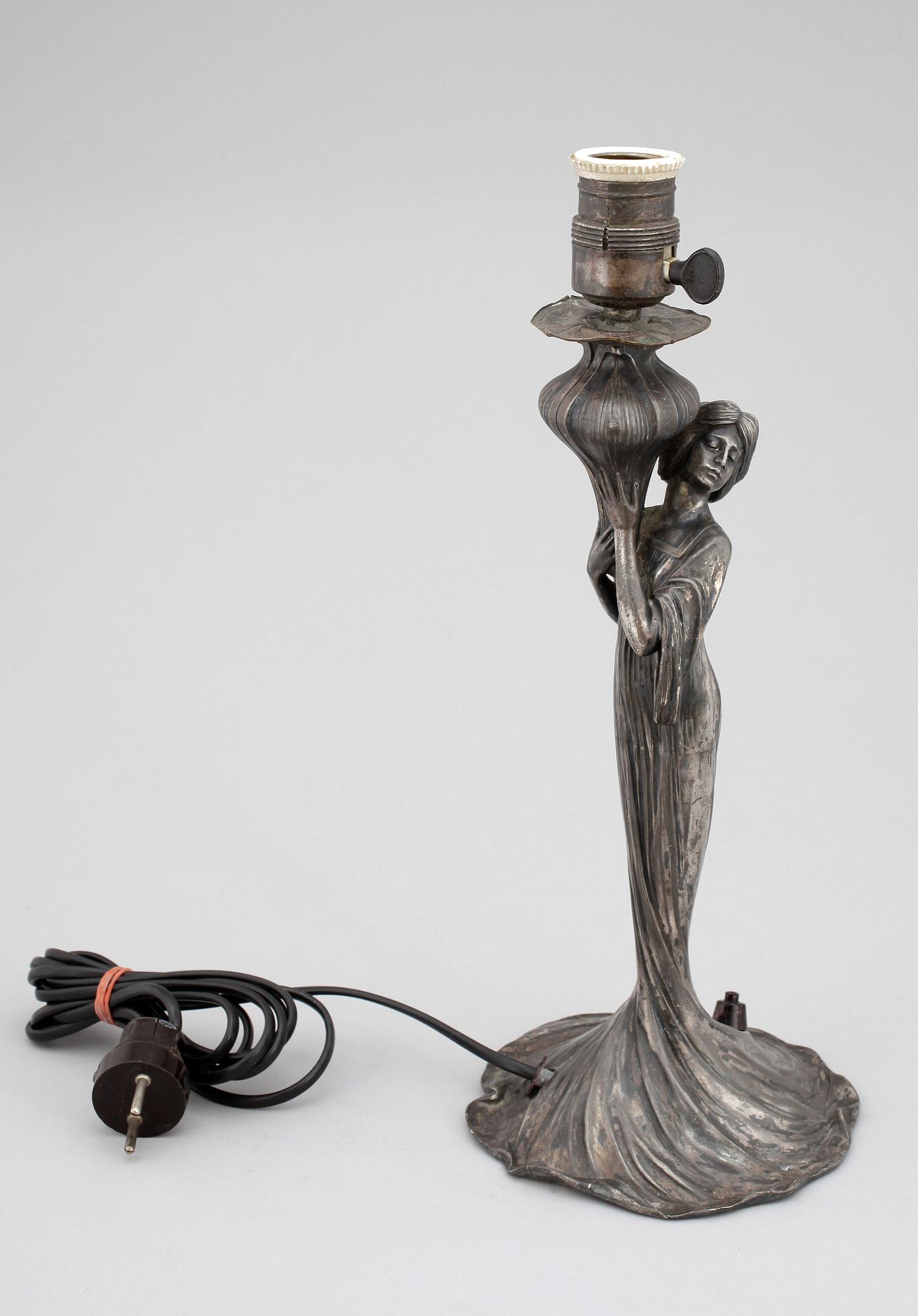 LAMPFOT, vitmetall, Wuertembergische metalwarenfabrik, 1900-talets början.