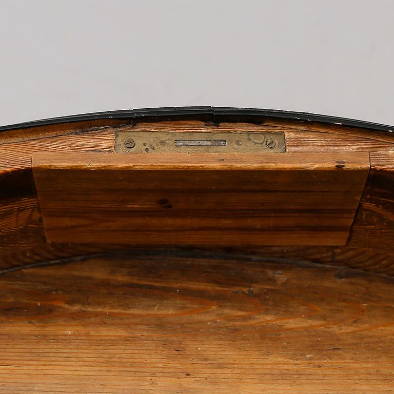 BYRÅ, rokoko, 1700-tal.
