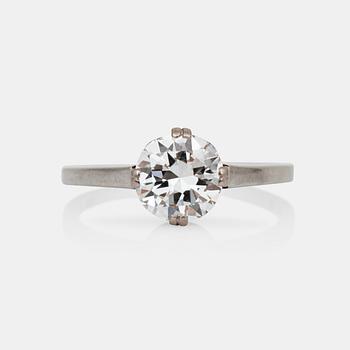 793. An 1.42 ct old-cut diamond ring. Diamond weight according to engraving. Quality circa H-I/VVS-VS.