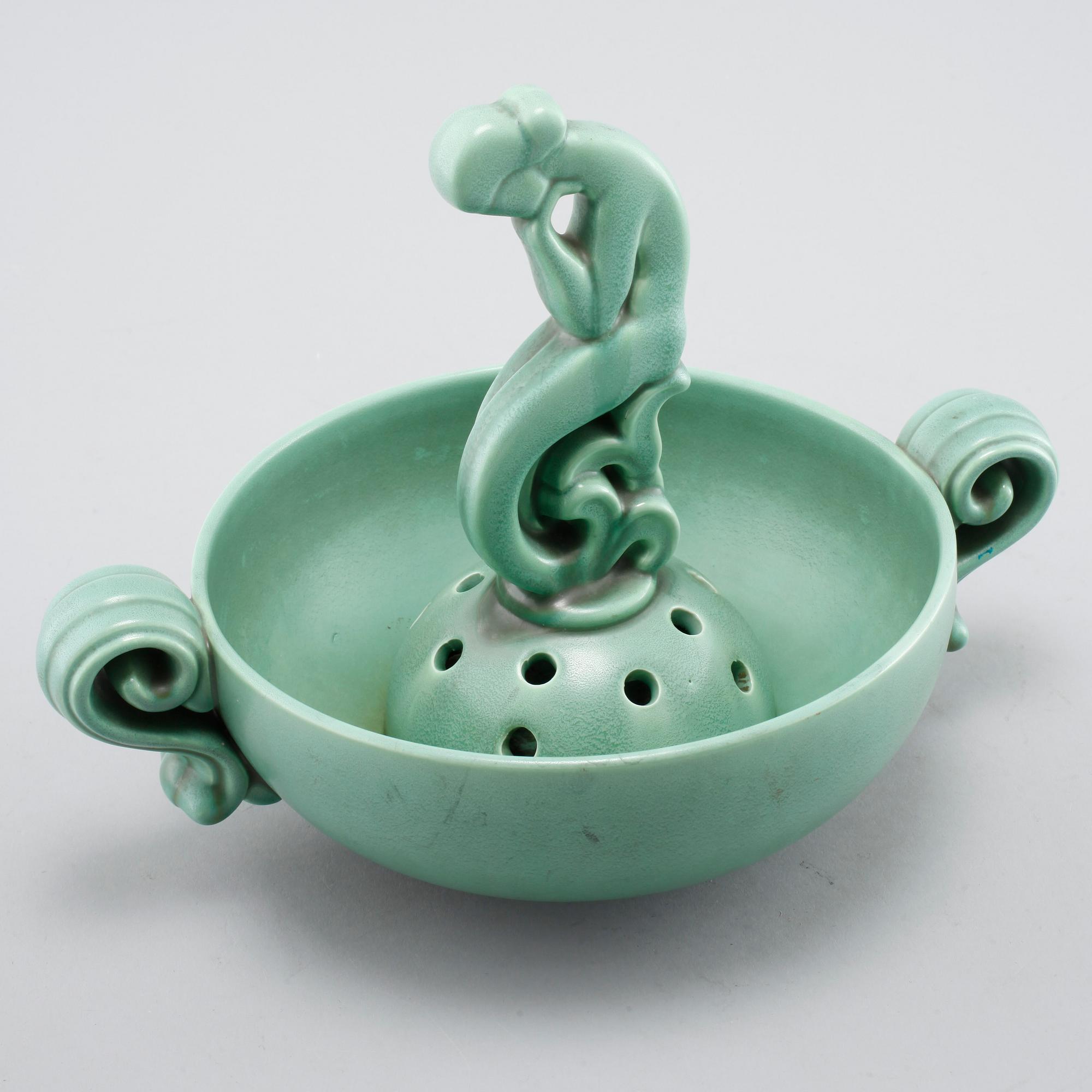 BLOMSTERHÅLLARE OCH LOCKASK, flintgods, Gefle, 1930/40-tal.