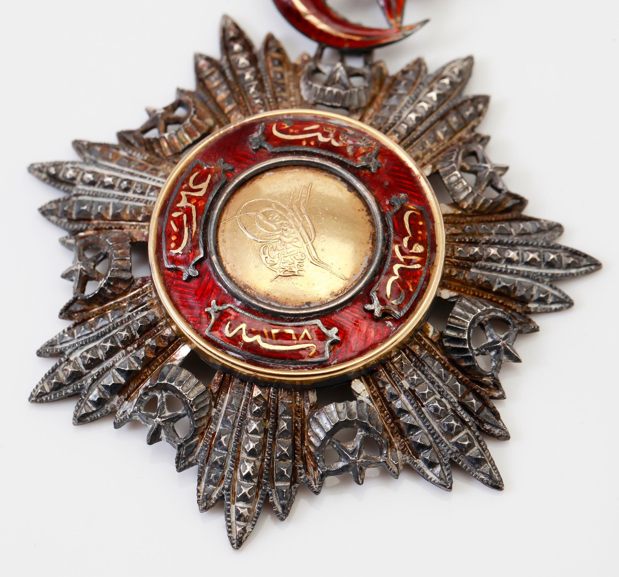 KRASCHAN, Medjijorden, silver och emalj, Turkiet före 1923. Vikt ca 34 gram.