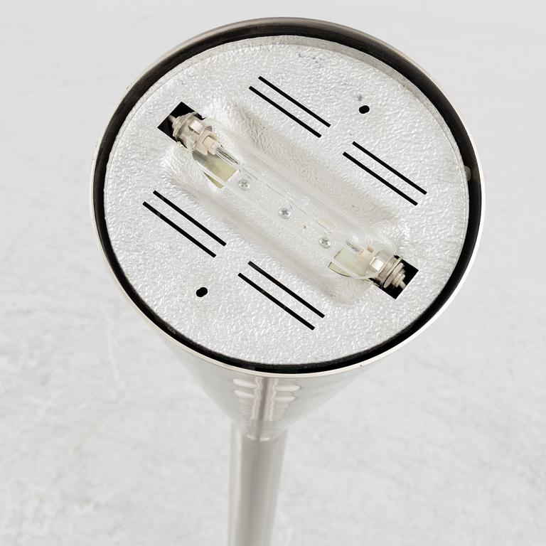 Pietro Chiesa, golvlampa, "Luminator", Fontana Arte, Italien, 2017.