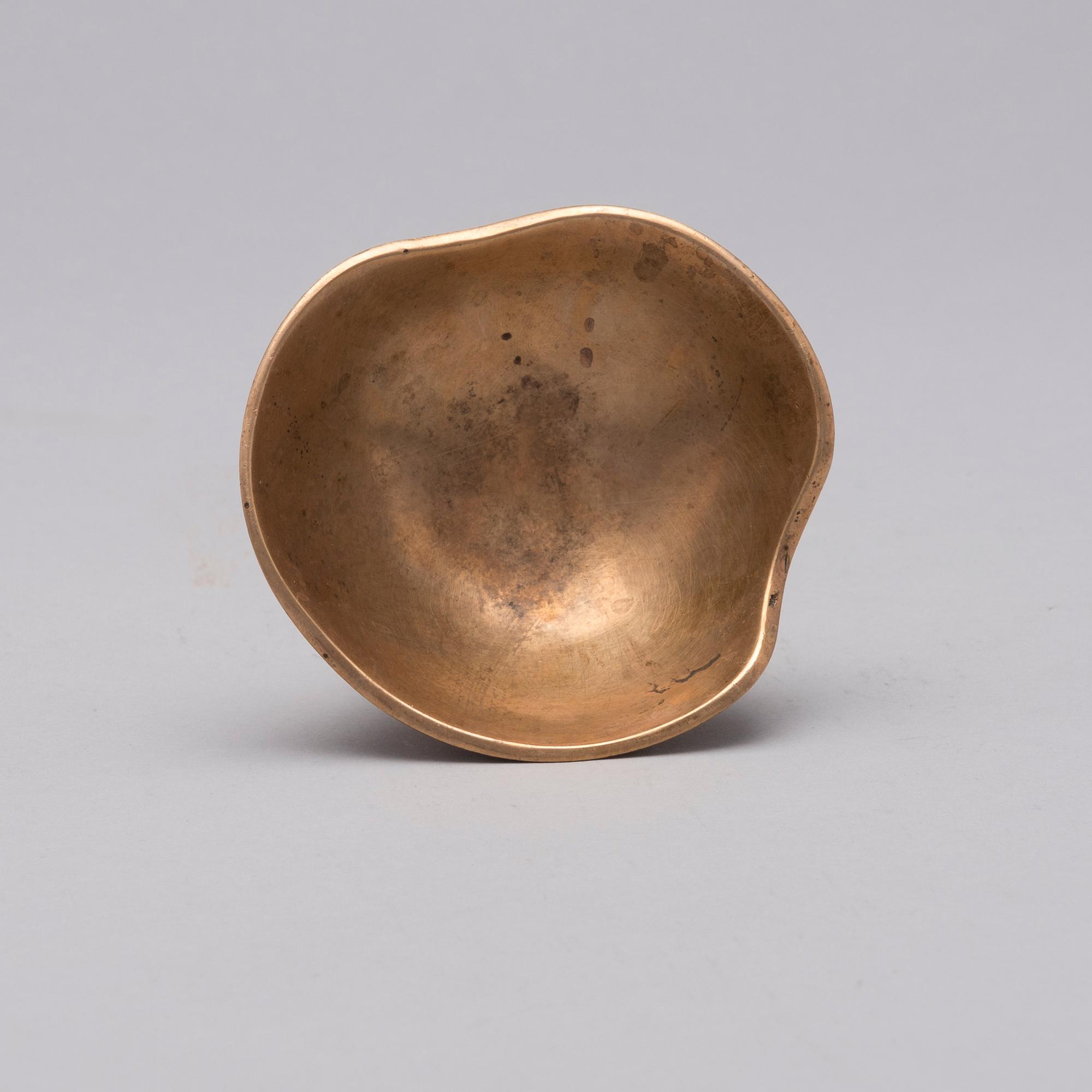 SKÅL, brons, stämplade Oy Taito Ab.