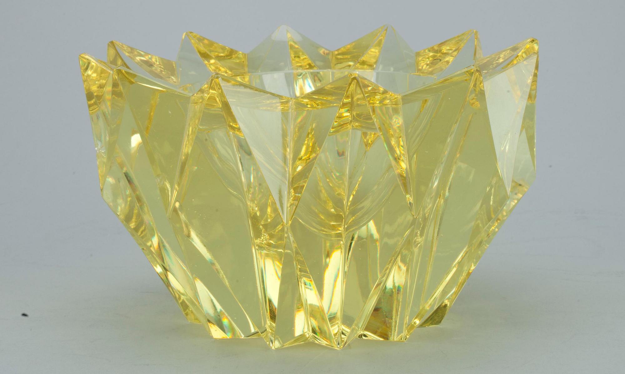 VAS, kristall, "Näckros". Sign. Aimo Okkolin Riihimäen Lasi Oy.