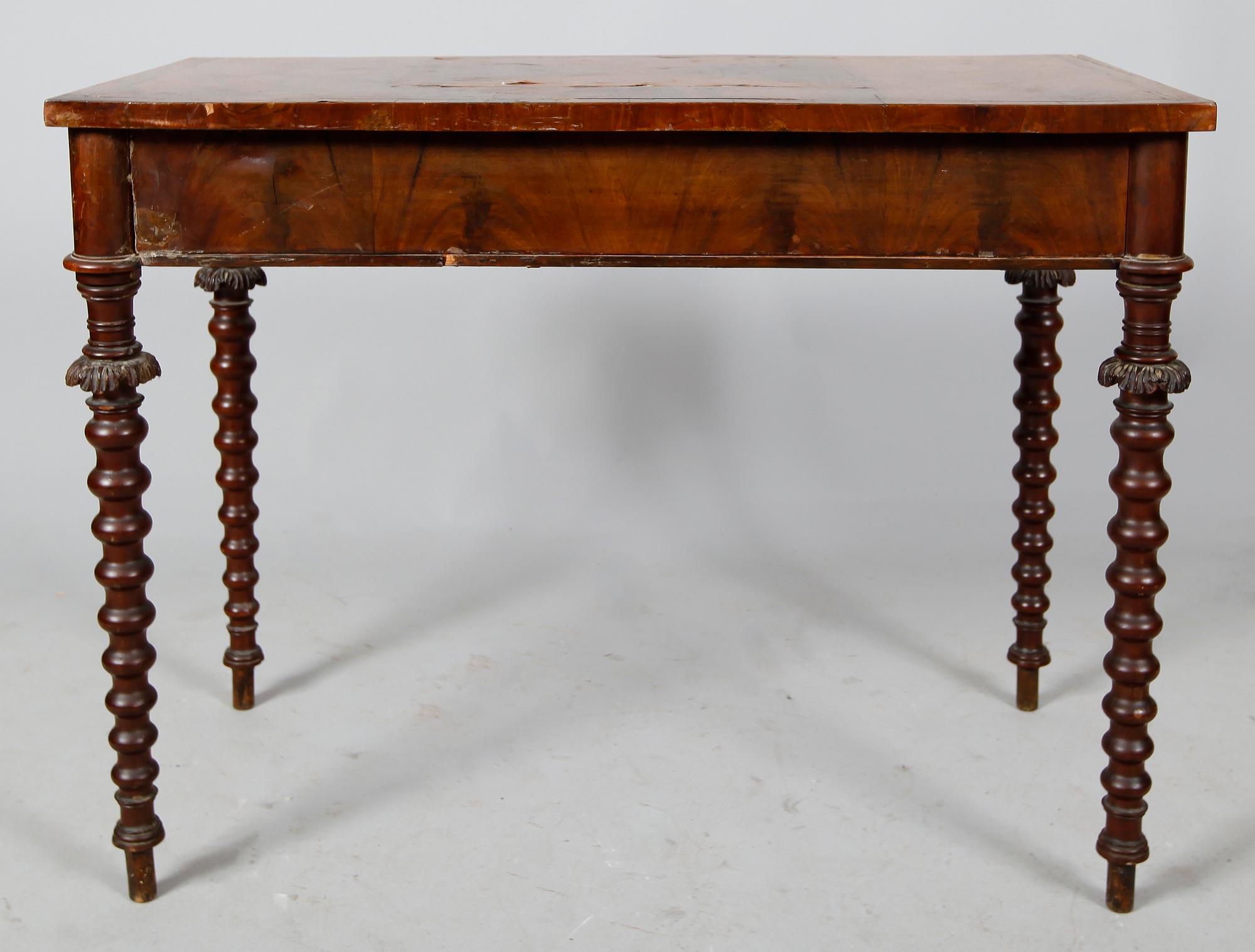 DAMARBETSBORD, senempire, 1800-talets mitt.