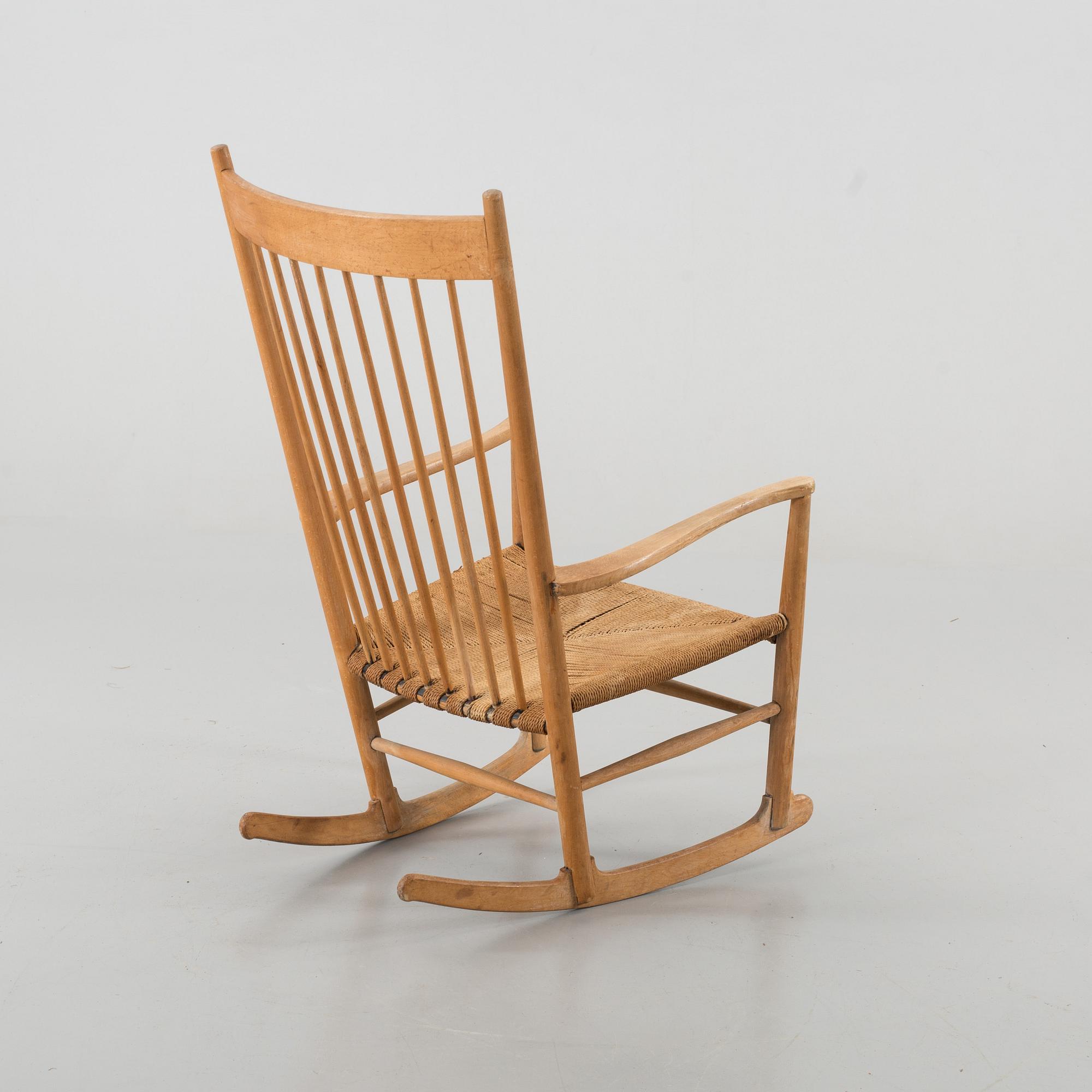HANS J. WEGNER, gungstol, "J16", F.D.B. Møbler, Danmark.