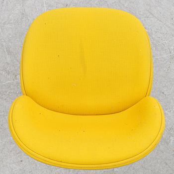 GamFratesi, kontorsstol, "Beetle Meeting Chair", Gubi, Danmark.