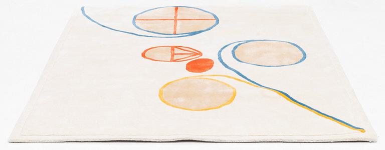 Hilma af Klint, matta, "Group V, no 2. Series WUS, Seven Pointed Star",  numrerad 9/30, handtuftad, ca 195 x 160 cm.