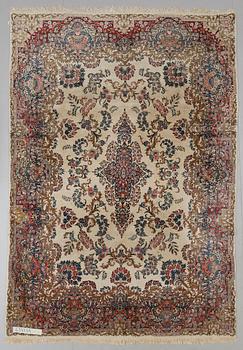 MATTA, Kirman, ca 300 x 210 cm.