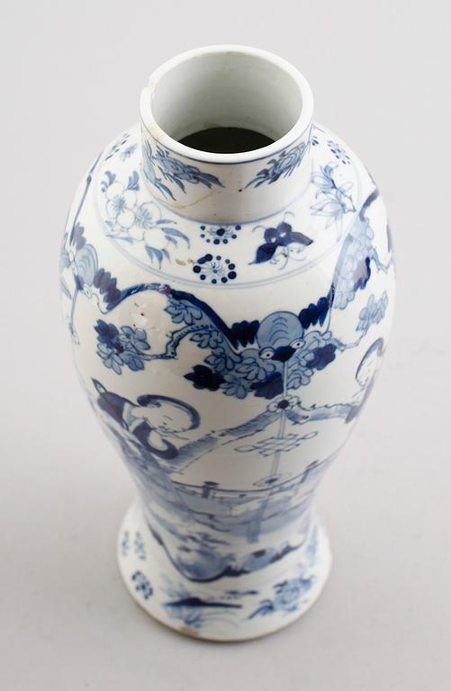 LOCKURNA, porslin, Kina, troligen 1800-tal.