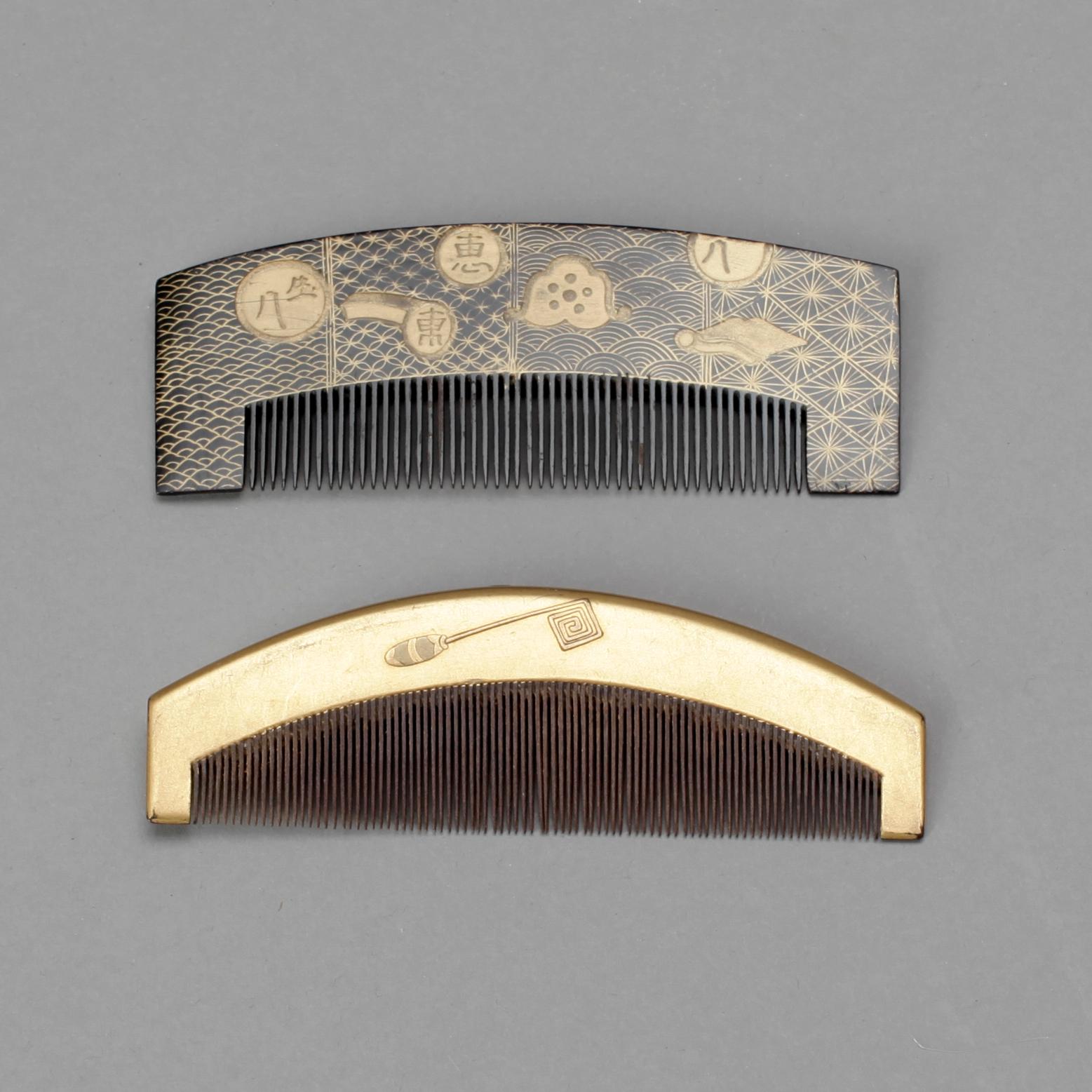 HÅRKAMMAR, 2 st, lack, Japan, 1800/1900.