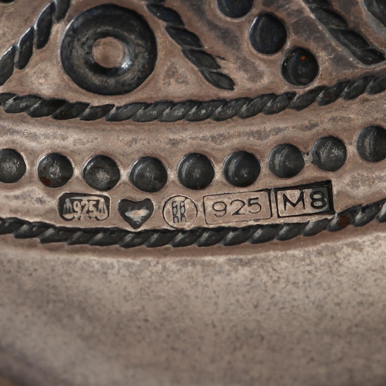 BROSCH, ARMLÄNK SAMT ÖRHÄNGEN, silver, bl Kalevala, Finland, 1988.