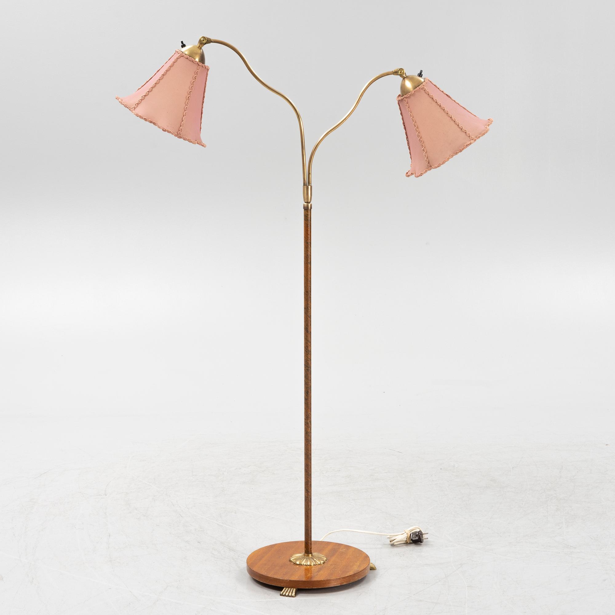 A 1930-40s floor lamp.
