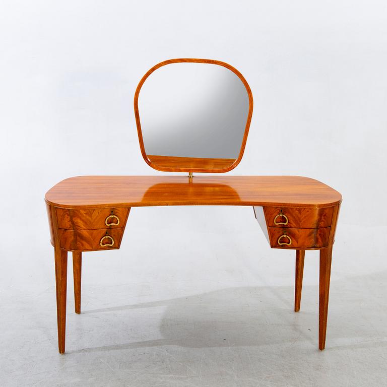 Work table / dressing table, Svenska Möbelfabriken, Bodafors, mahogany.