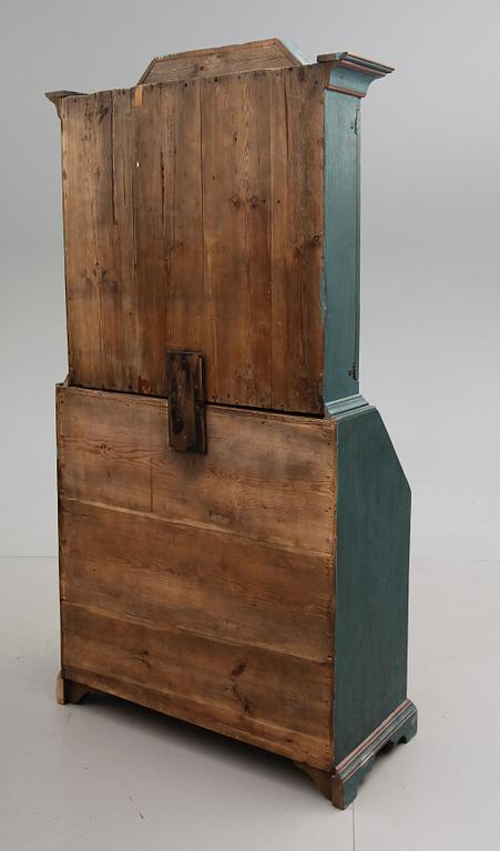 SKRIVSKÅP, allmoge, 1800-talets första hälft.