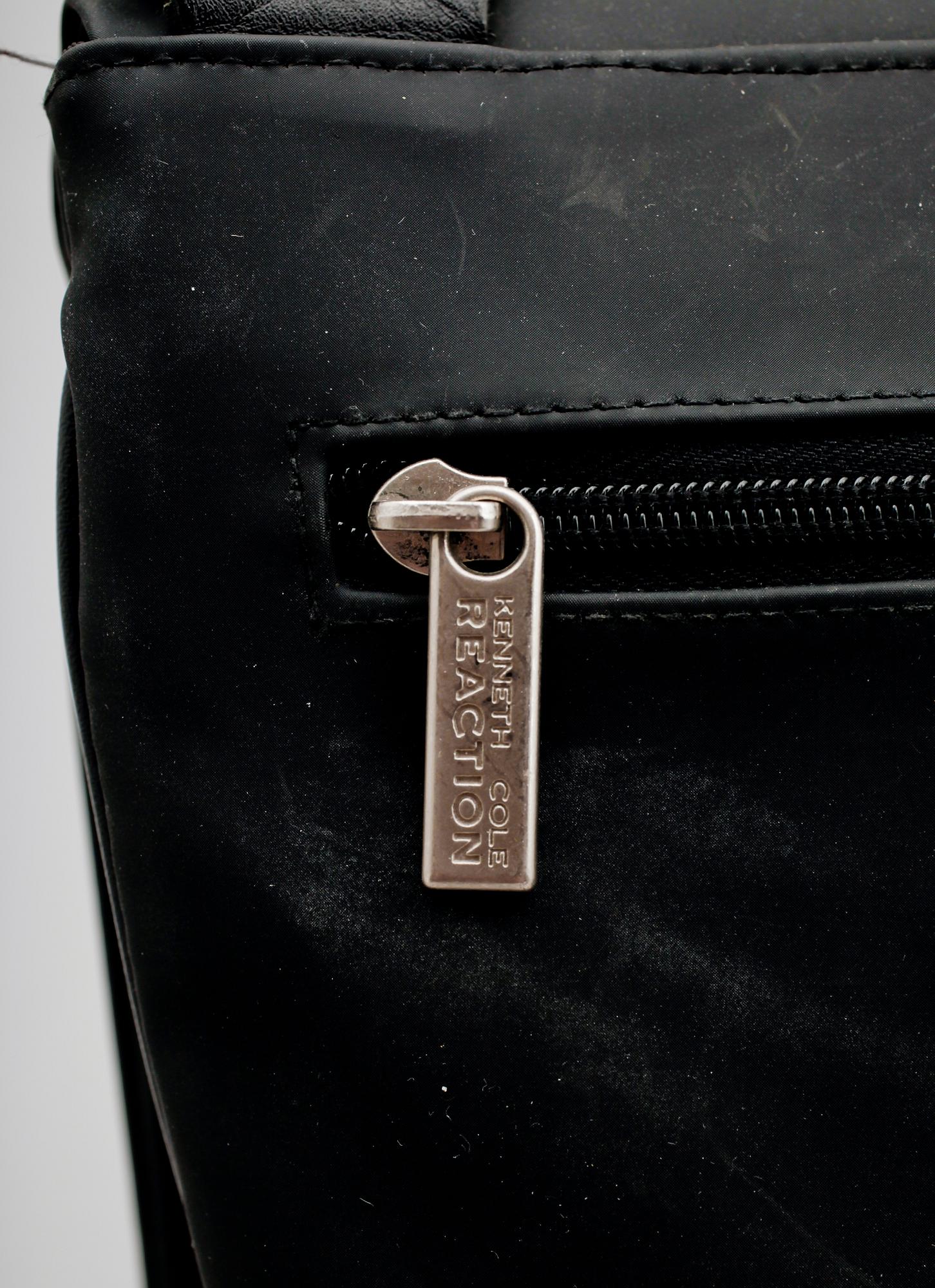 VÄSKA, Reaction, Kenneth Cole.