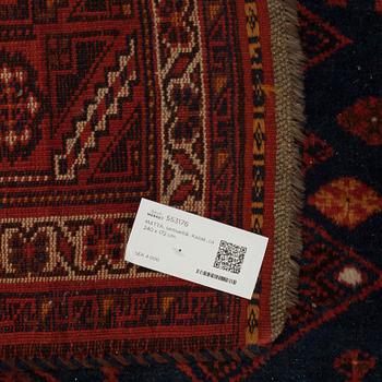 MATTA, semiantik, Kazak, ca 240 x 172 cm.
