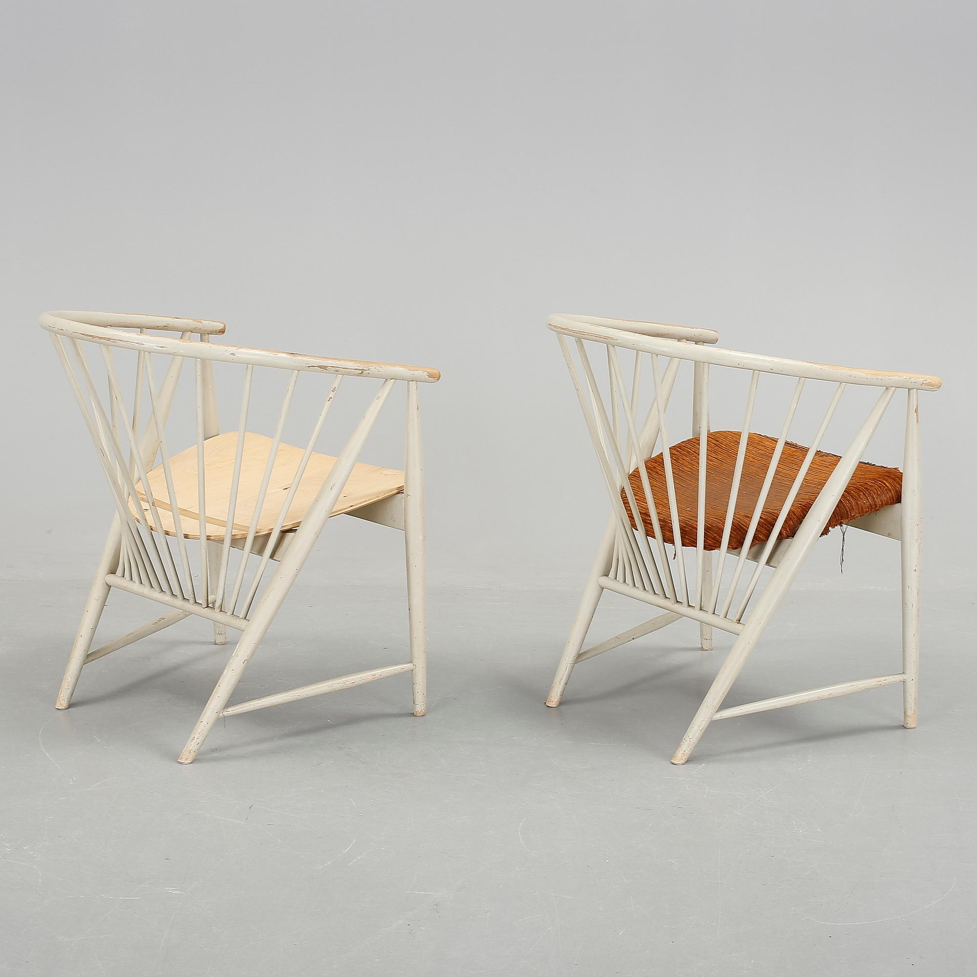 KARMSTOLAR, 2 st, "Solfjädern", Sonna Rosén, Nässjö Stolfabrik, formgiven 1948.