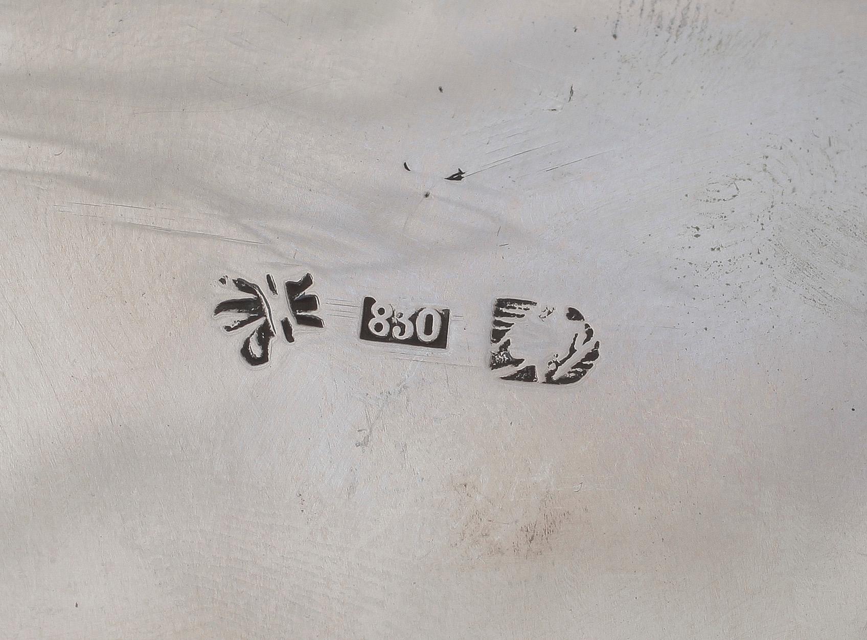 KAFFESERVIS, 3 delar, silver, rokokostil, svenska importstämplar, 1900-tal. Totalvikt ca 1200 gram.