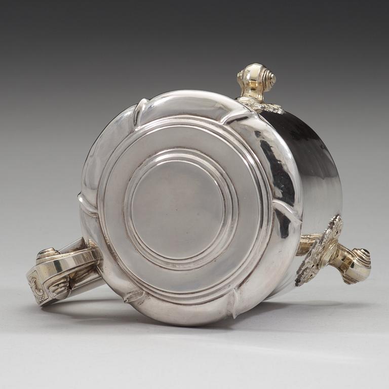 Jonas Jäderstedt, dryckeskanna, silver, Västerås 1759.