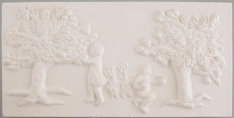 ASTRI BERGMAN-TAUBE, 6 stycken väggreliefer ur serien Änglamark, signerade och numrerade 1600.