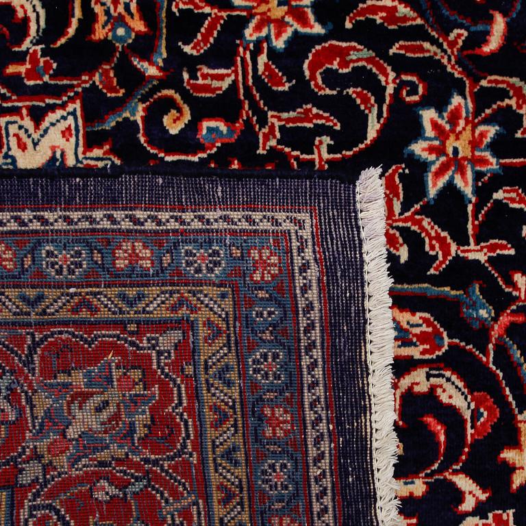 MATTA, Sarouk, modern tillverkning, ca 374 x 270 cm.