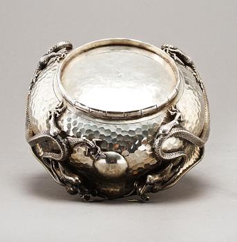 SKÅL, silver, Kina, 1800/1900-tal. Vikt 430 gram.